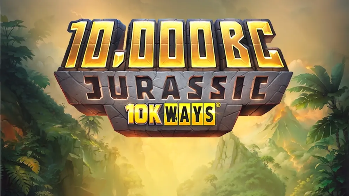 Cena vibrante do jogo 10,000 BC Jurassic 10K Ways com dinossauros e elementos pré-históricos